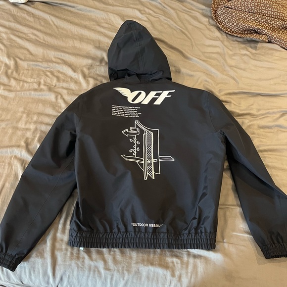 Off-White Gore-Tex Hoodie - Picture 2 of 3